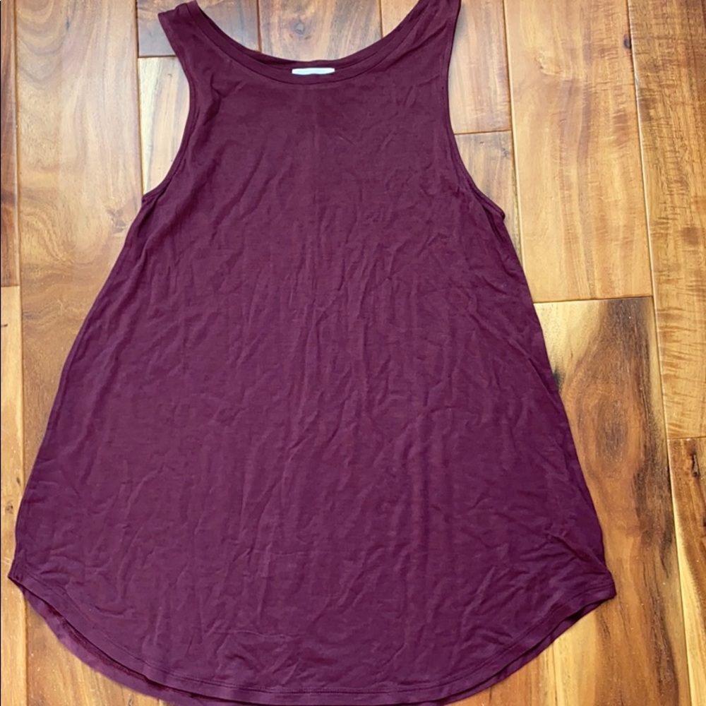 Old Navy flows tank